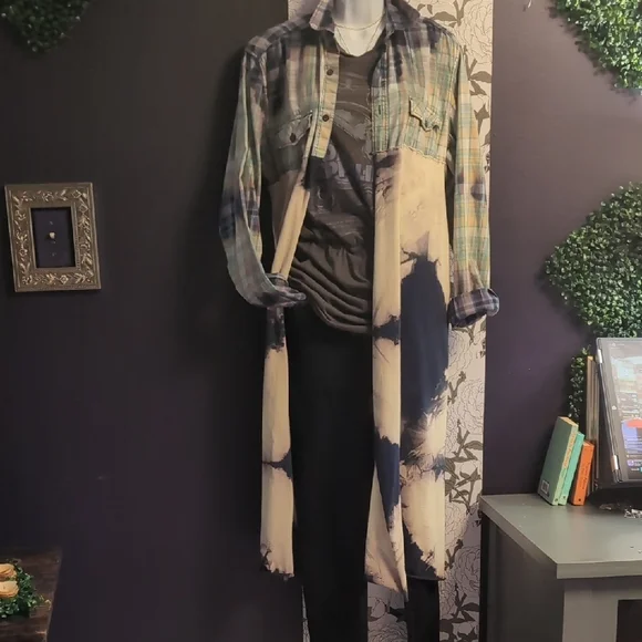 Painted Oyster One Of a Kind Shirt Jacket